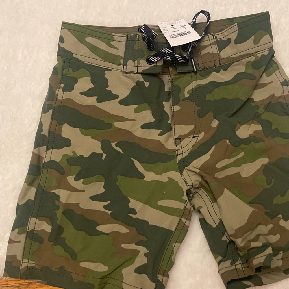 Crewcuts new with tags size 5 camo boys lined board shorts swimsuit